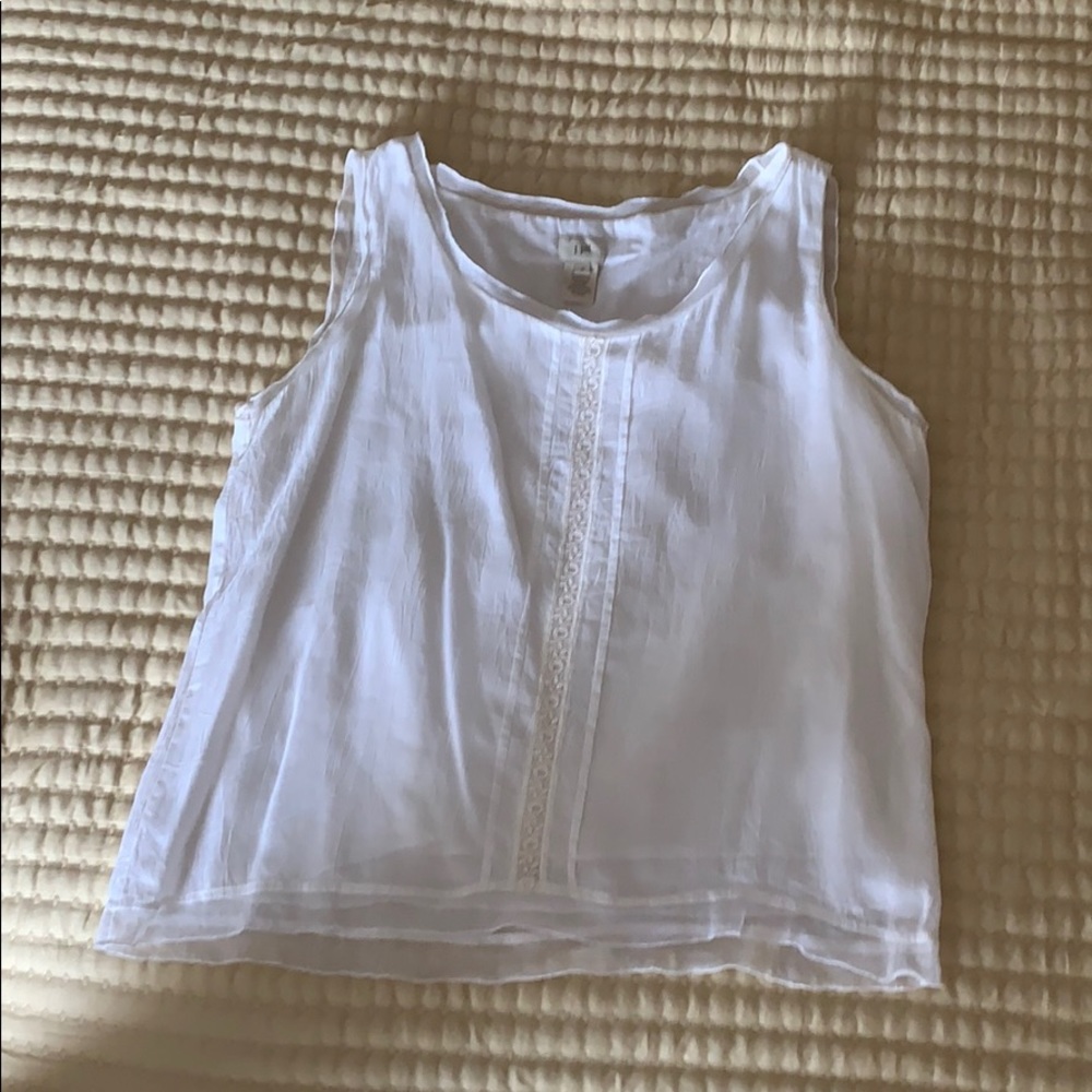 Sleeveless top